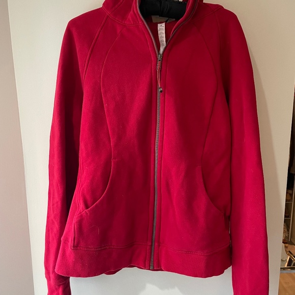 LULULEMON Sweaters - LULULEMON SCUBA HOODIE SIZE 12